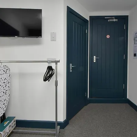 Stay At Shobnall Road Rooms And Studios Burton Exterior photo