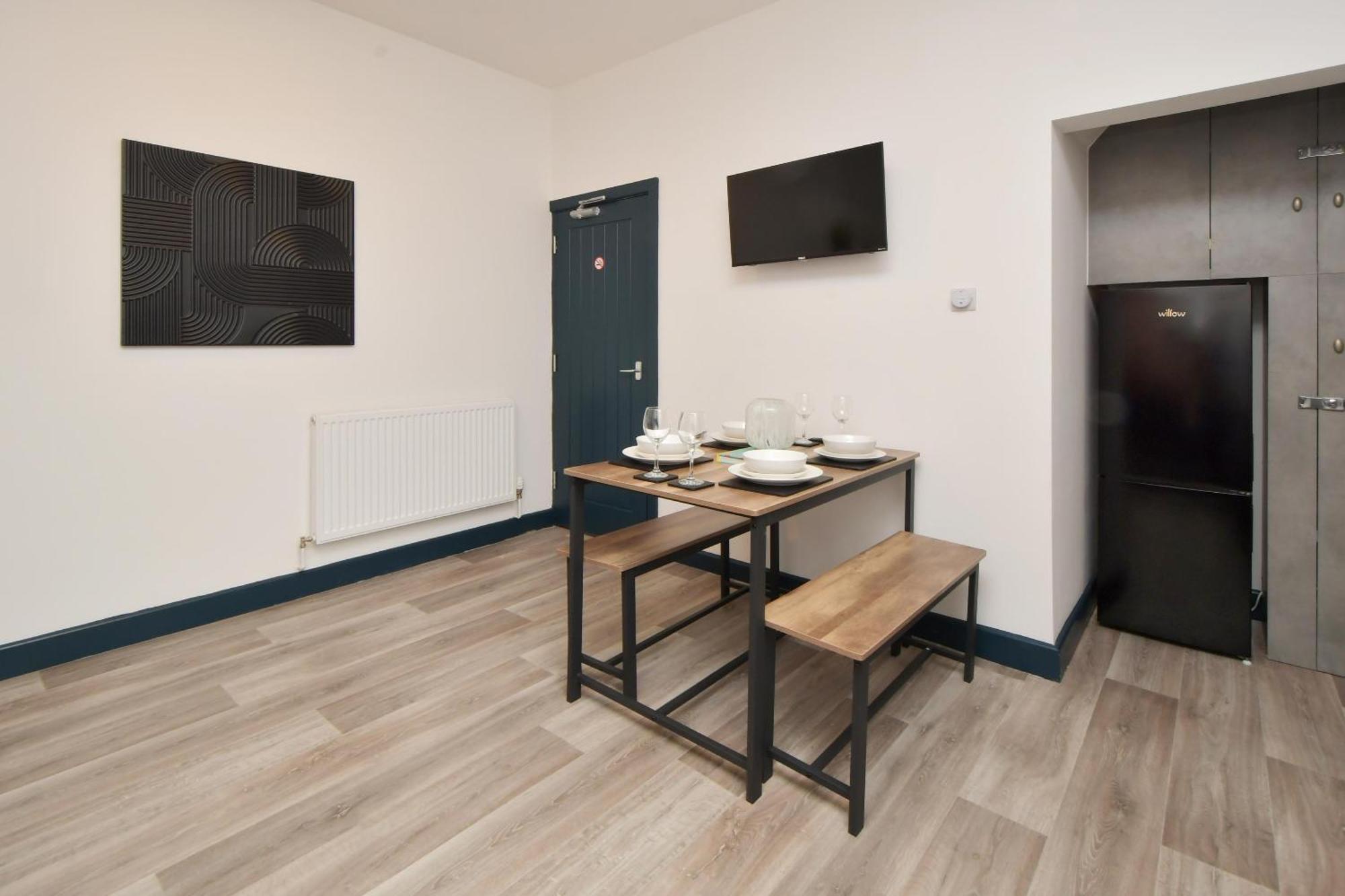 At Shobnall Road And Apartment Burton-upon-Trent
