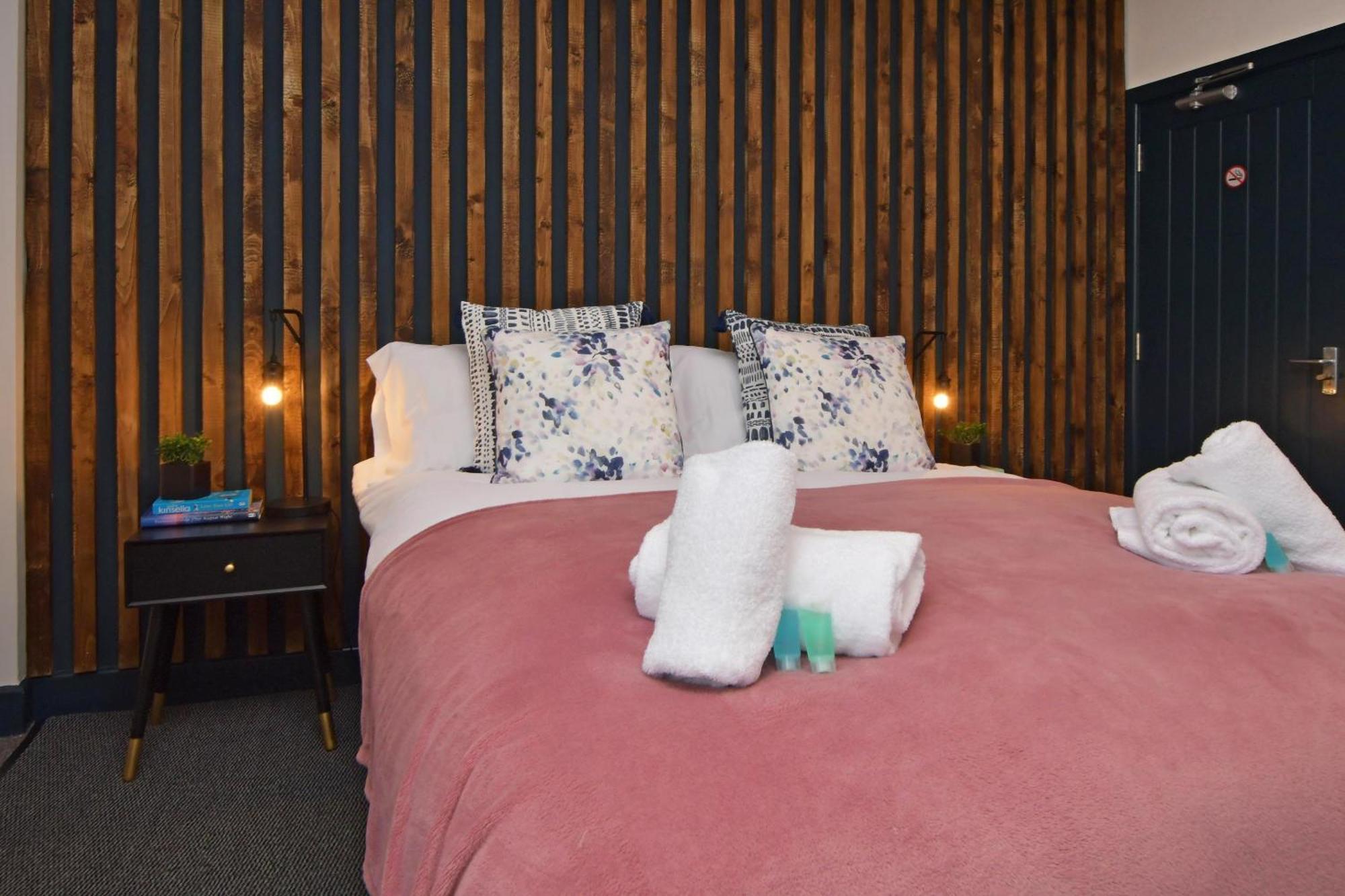 Apartment At Shobnall Road And