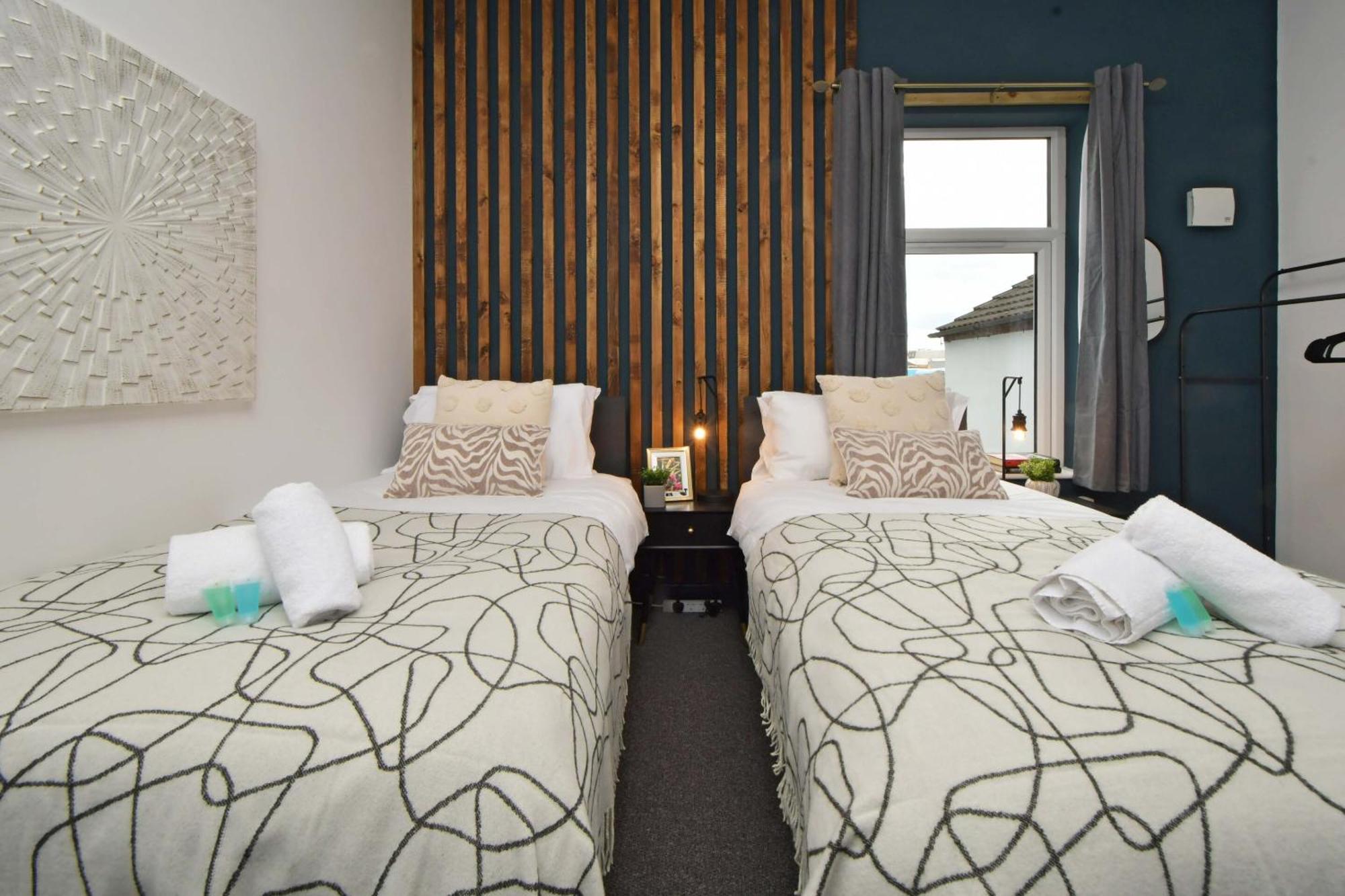 Apartment At Shobnall Road And